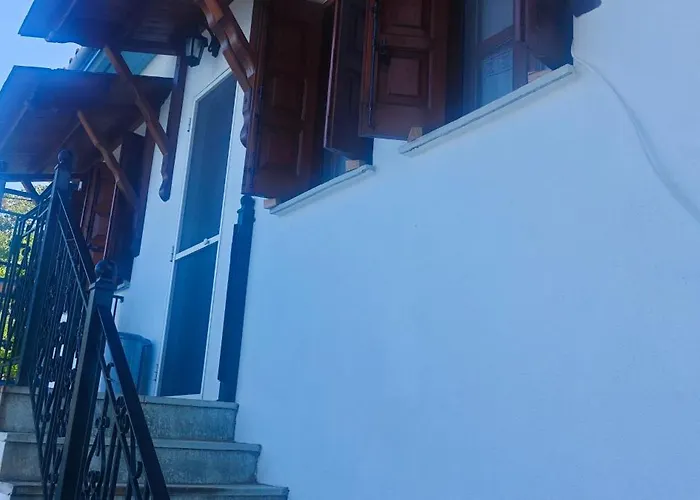 Case de vacanță Euphoria Living Pouríon